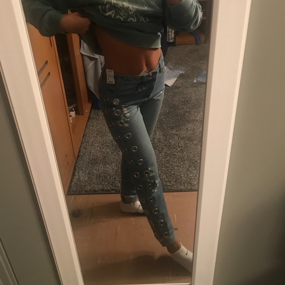 Akira grommet jeans
